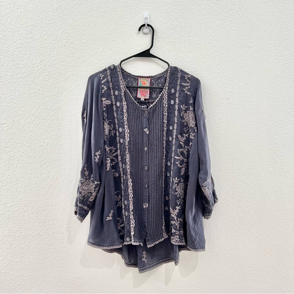 Johnny Was Blue Grey Long Sleeve Floral Embroidered Button Down Shirt Size XS